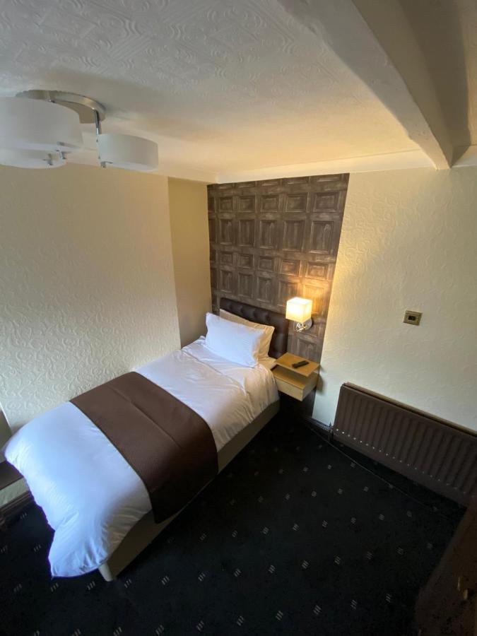The Redwell Inn Barnard Castle Esterno foto